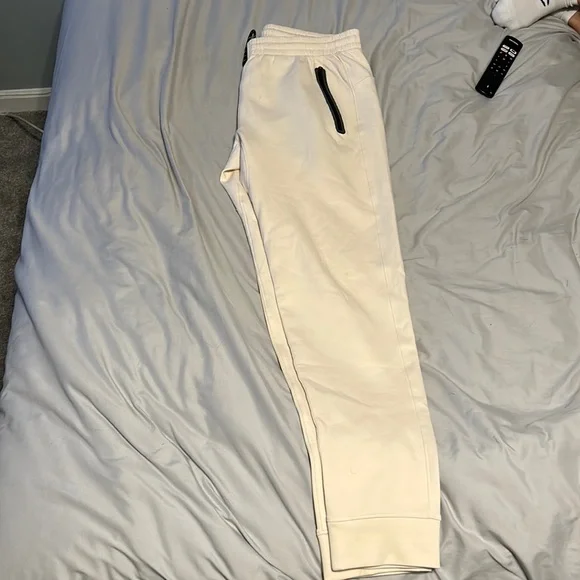 Old navy white joggers hotsell